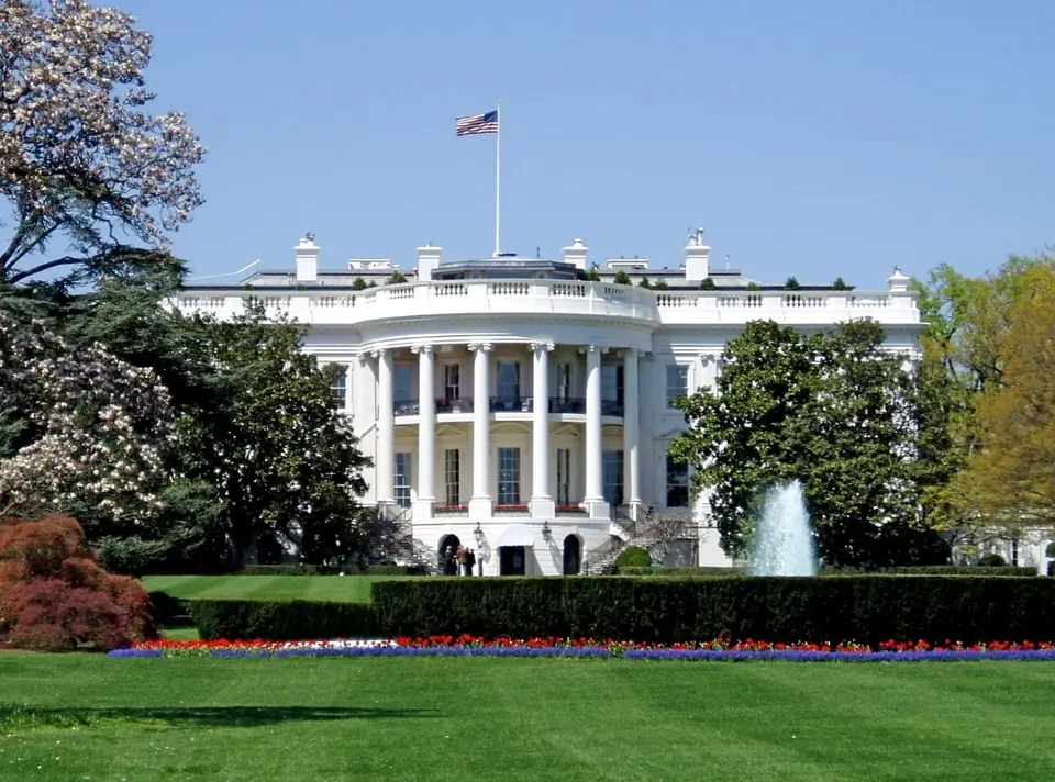 Who Gets to Ask Questions at the White House — and Why That Matters for Truth