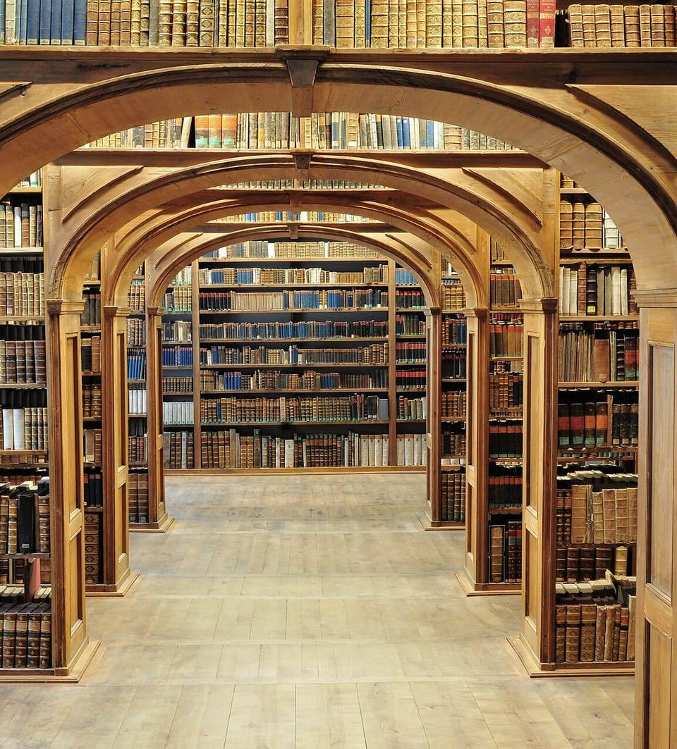 Hoover's Library Reopens in Iowa, Inviting a Second Look at a Mixed Legacy